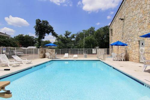 6 Austin, Tx - Downtown Ut Hotel 3*