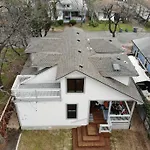 Bachelor/Bachelorette Weekend In The Heart Of Atx