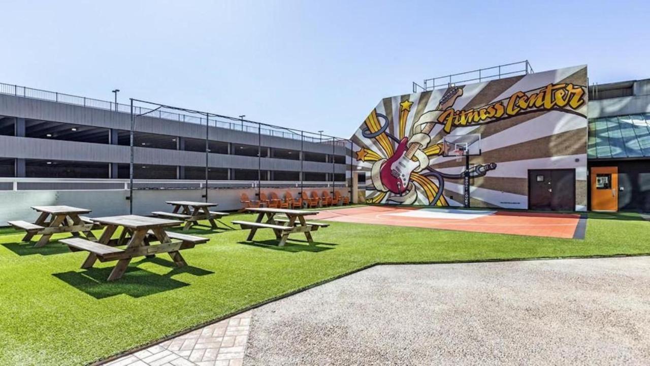Aparthotel Kasa Campus Spaces At Ut