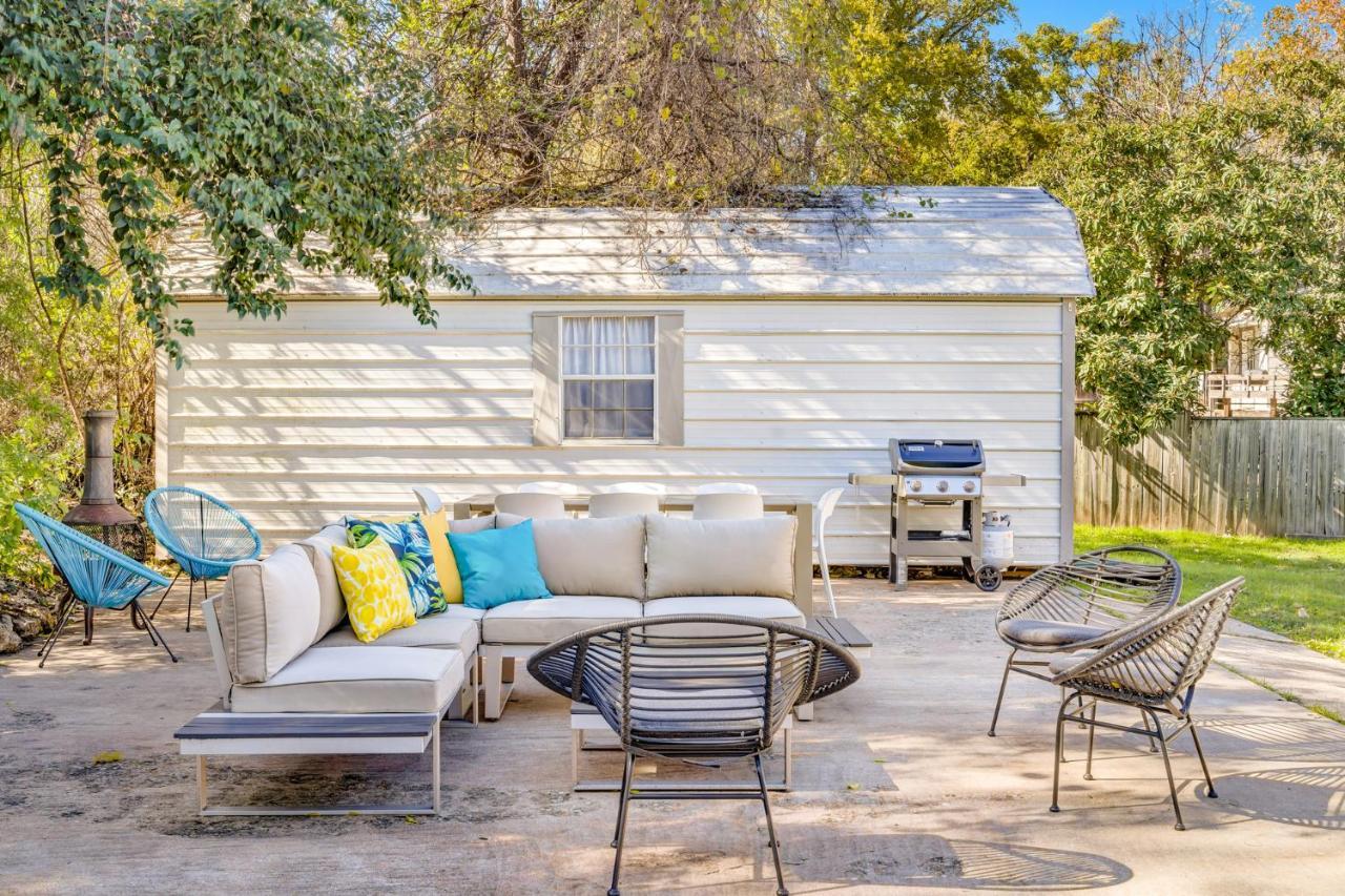Pet-friendly Duplex, Big Shared Yard In Charming Historic Travis Heights! Austin