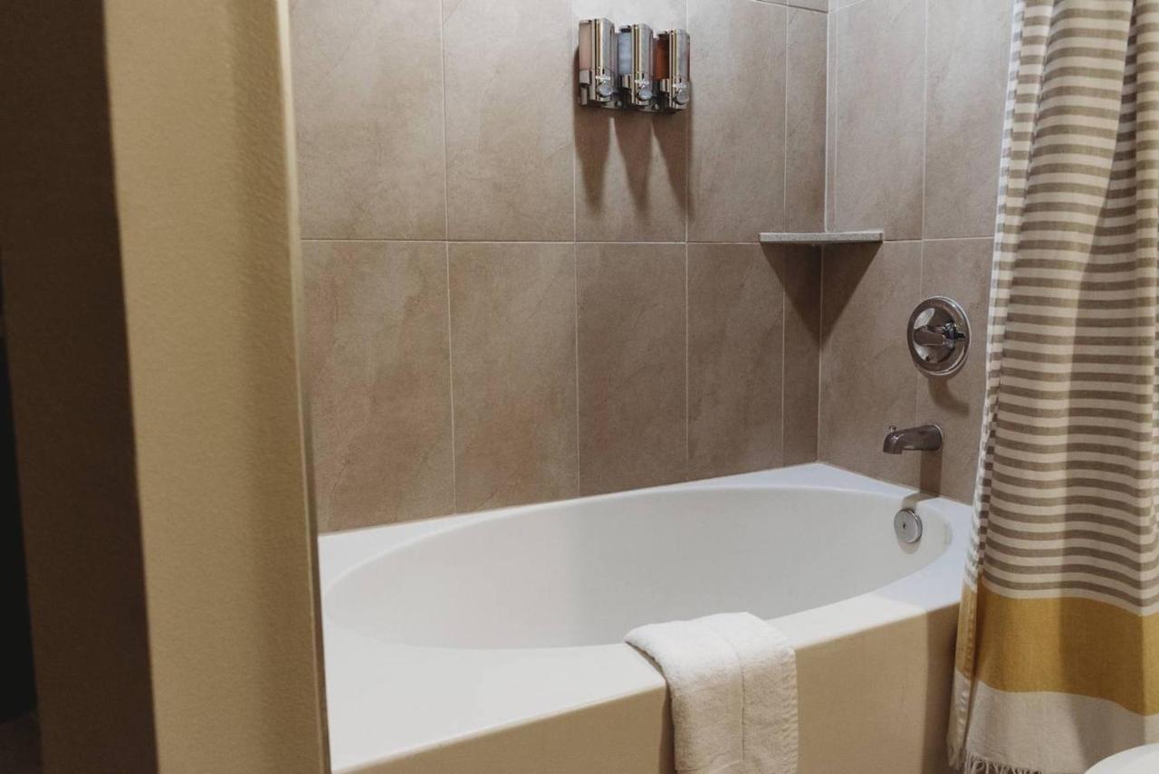 Kasa East Aparthotel 4*