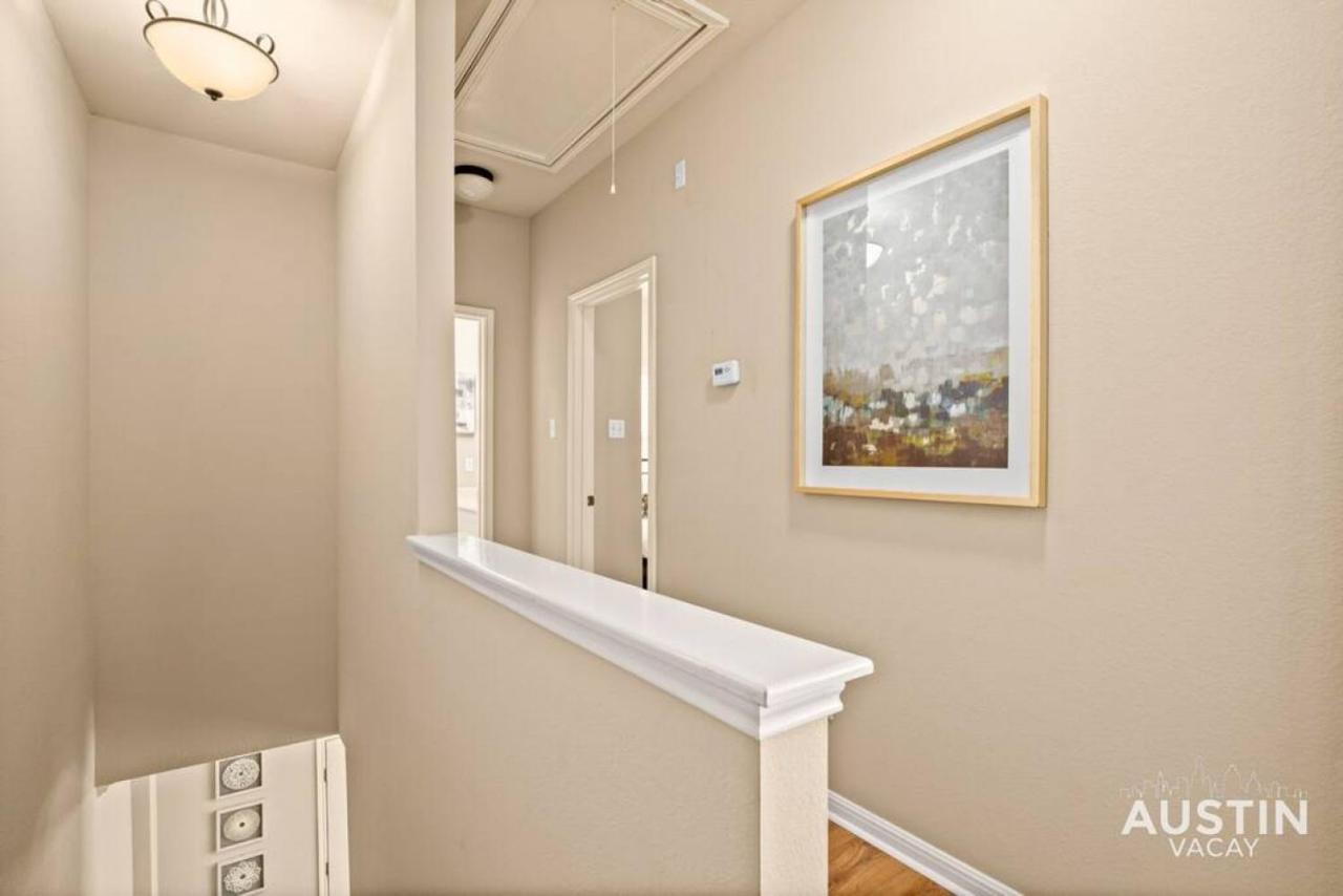Spectacular Neighborhood Spacious House And Yard * Austin