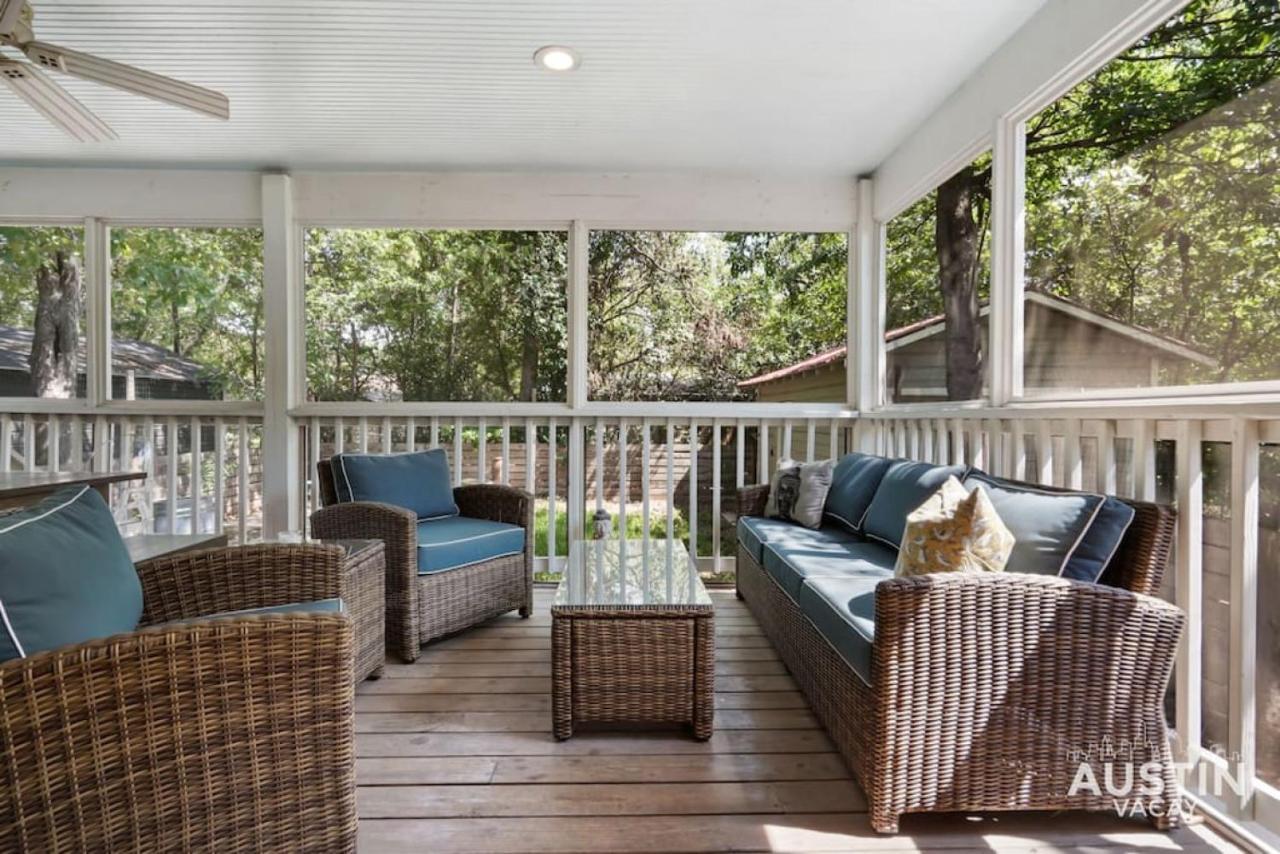 Sizable Screened In Porch W Luxury Kitchen And Bath Holiday home *