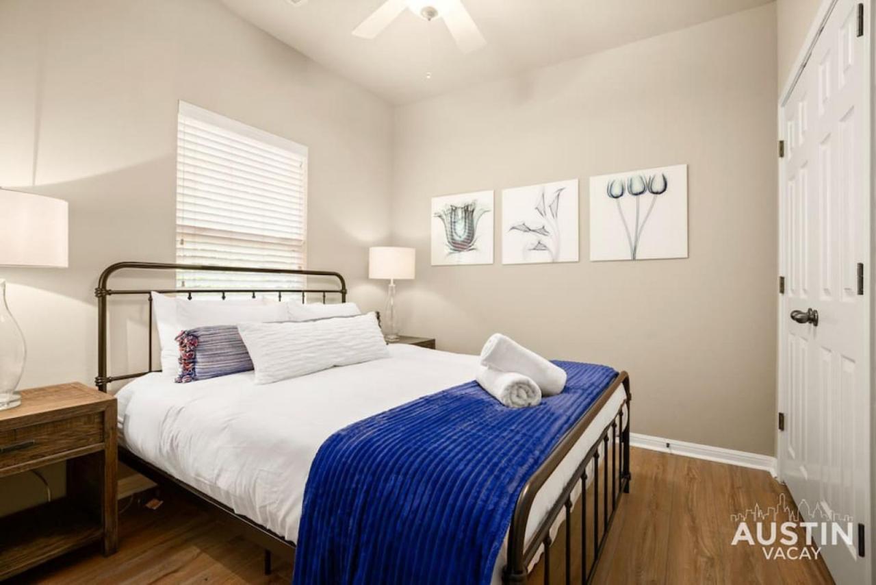 Spectacular Neighborhood Spacious House And Yard * Austin