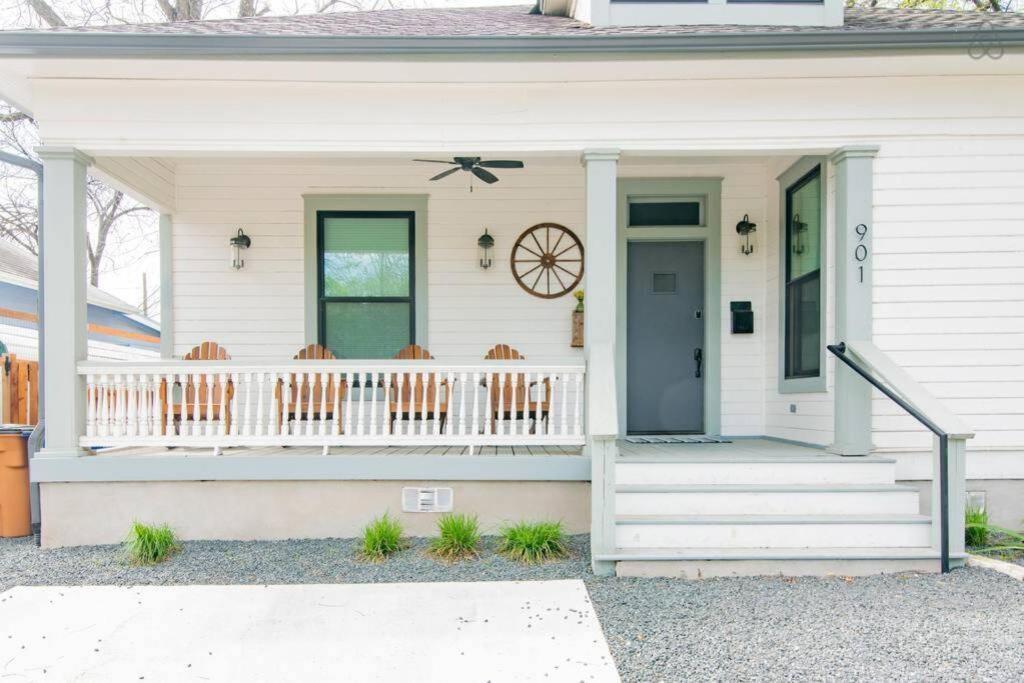 Bachelor/bachelorette Weekend In The Heart Of Atx Austin