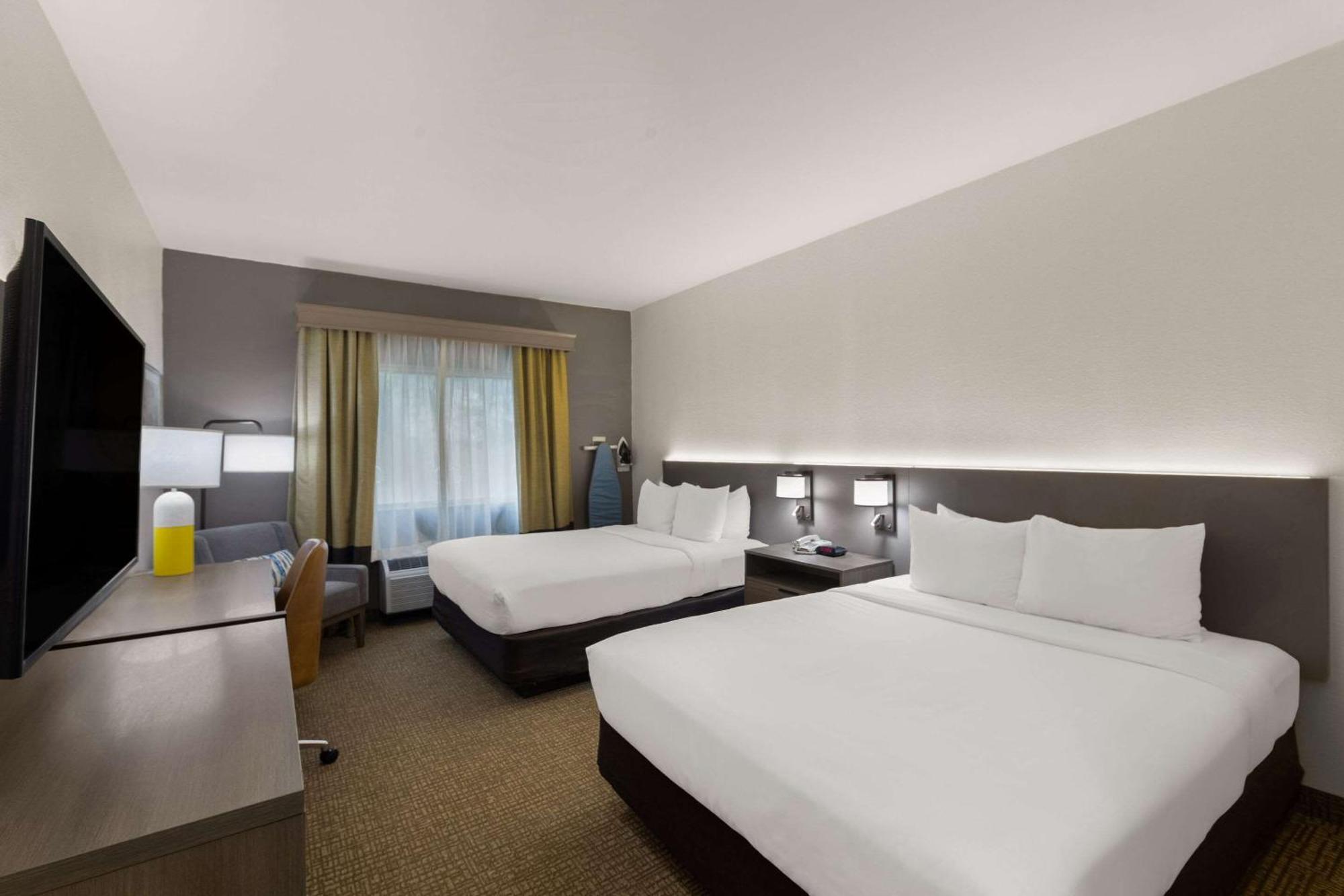 Hotel Comfort &