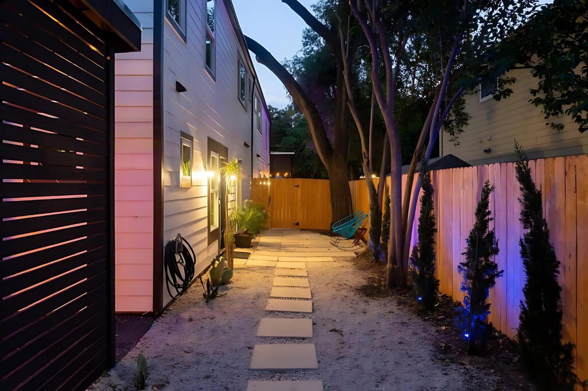 Two-home 3rd St - Estate 6th Street - 4 Min Walk Holiday home *