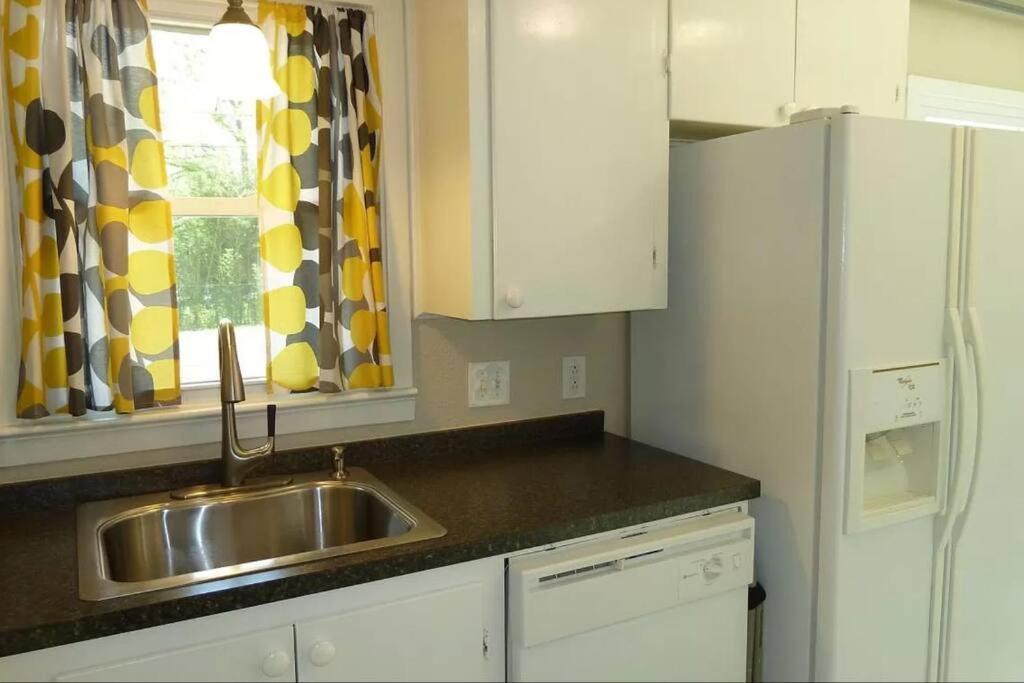 3br Pet Friendly With Big Yard Austin