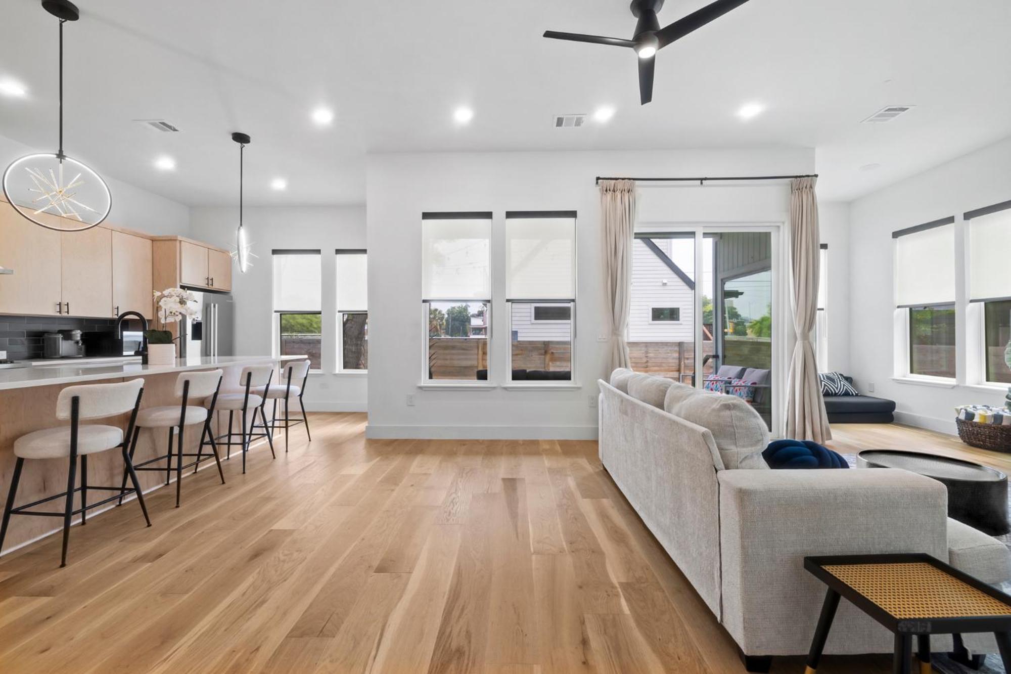 Rainey St Retreat - Cowboy Pool & Urban Chic