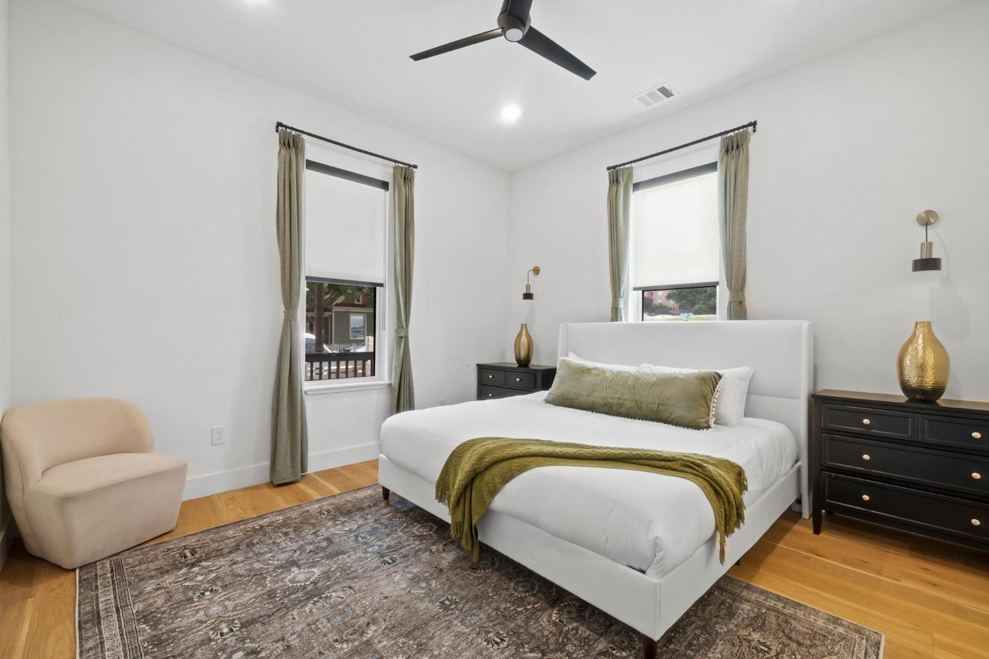 Rainey St Retreat - Cowboy Pool & Urban Chic Holiday home *
