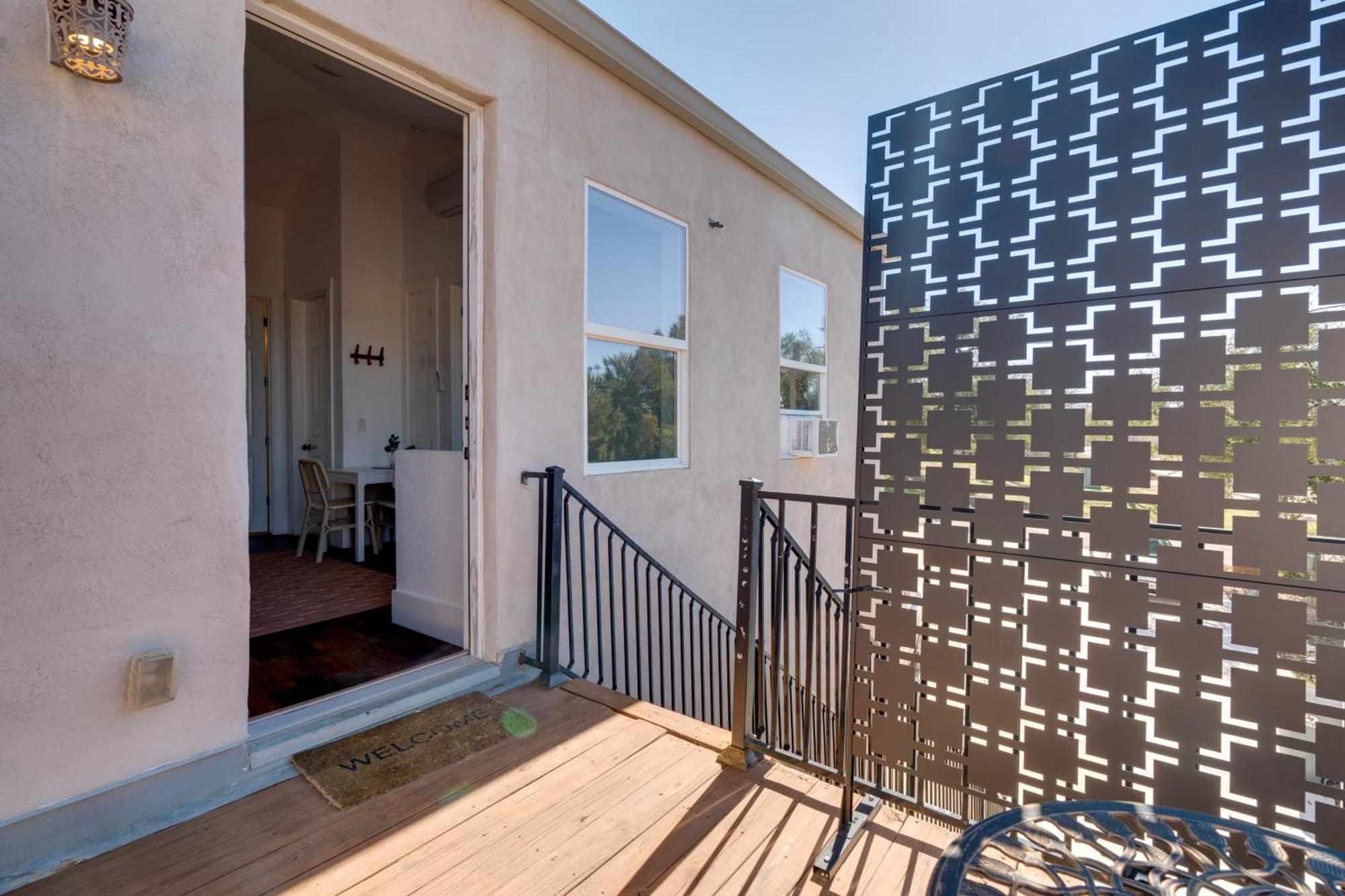 Stylish Near Travis With Entertainment Holiday home *