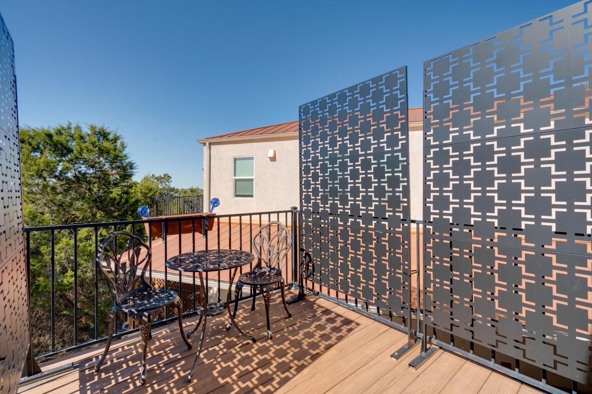 Stylish Near Travis With Entertainment Austin