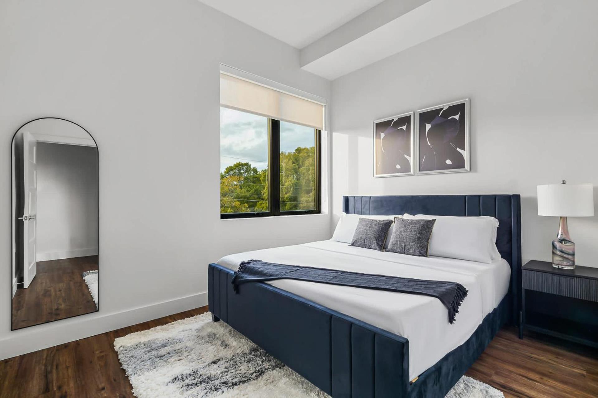 Apartment Upstay New Renos Spacious Near Soco