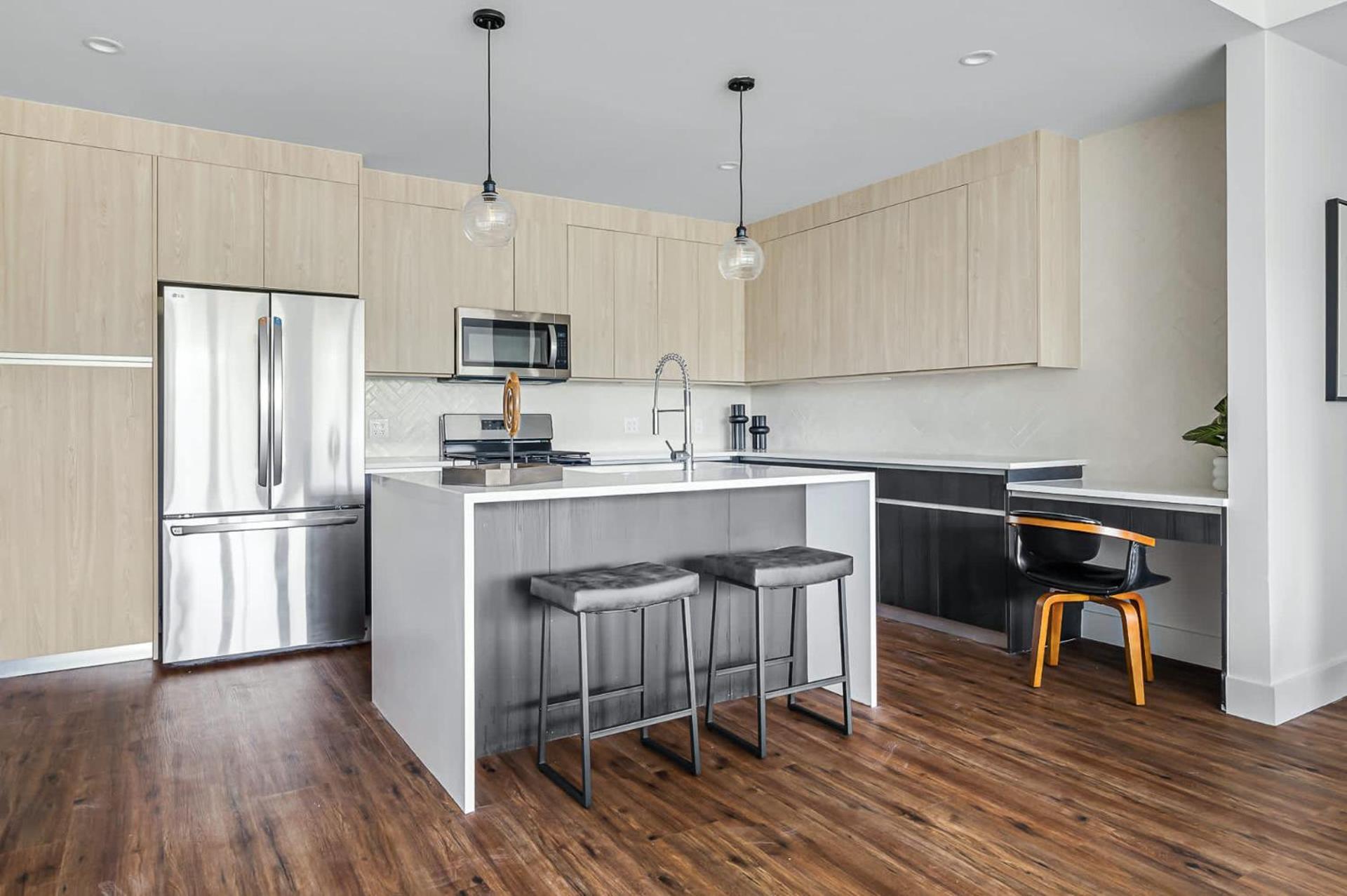 Apartment Upstay New Renos Spacious Near Soco *