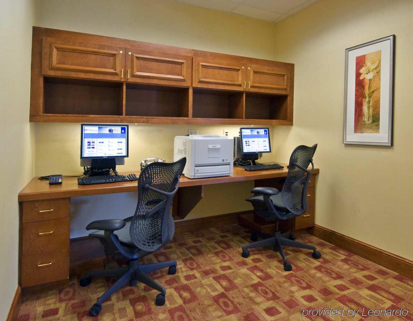 Hotel Hilton Garden North 3*