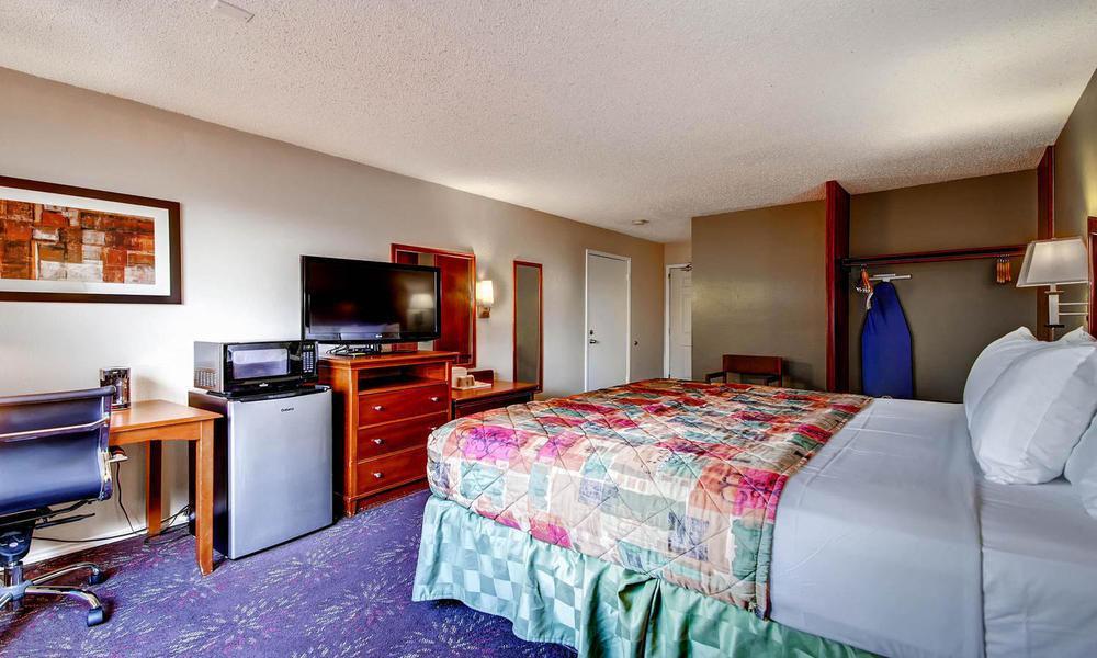 Orangewood And Midtown 2* Austin