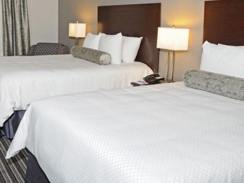 Hotel Western Airport &
