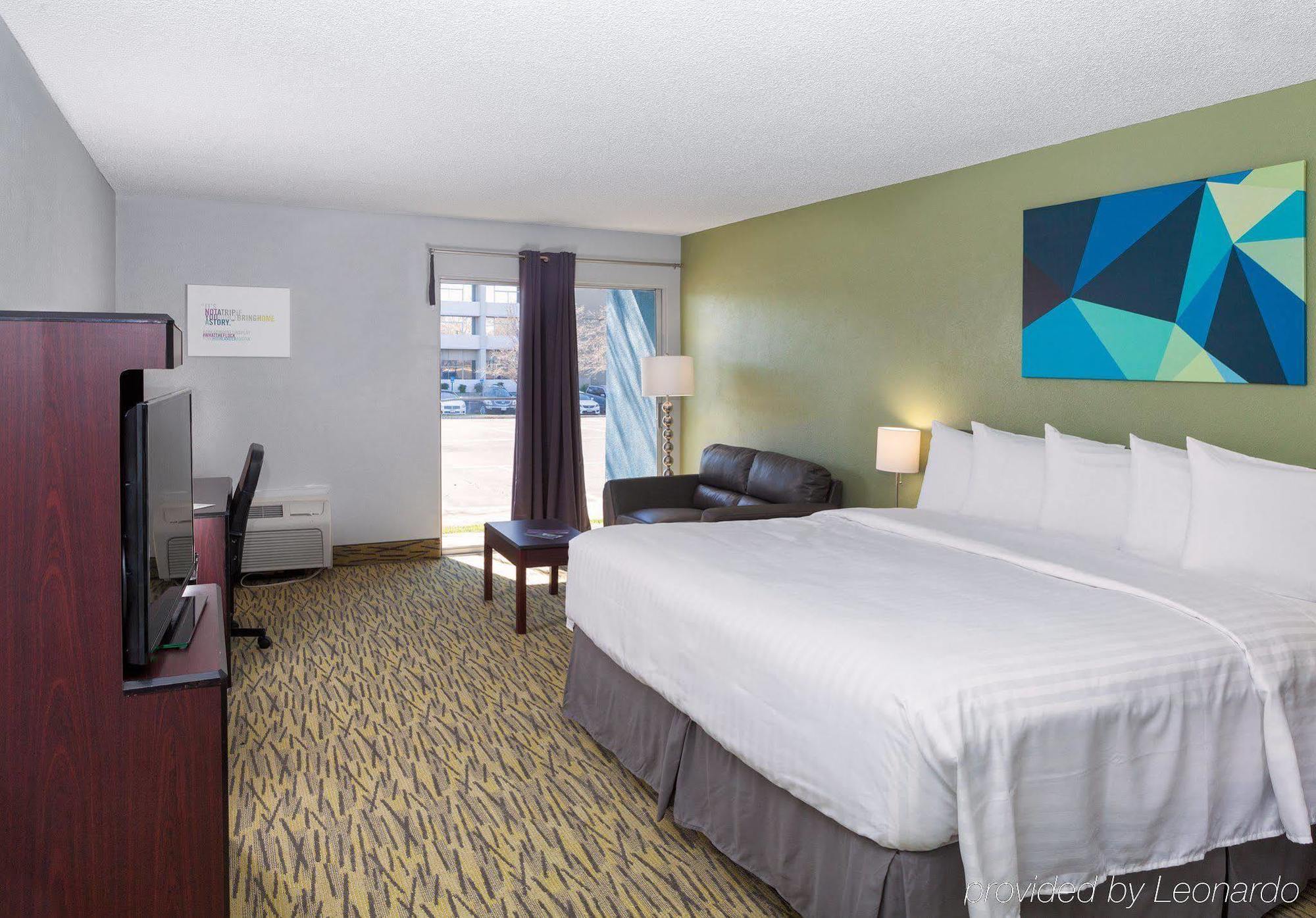 Aae Austin's Travelodge Hotel Austin