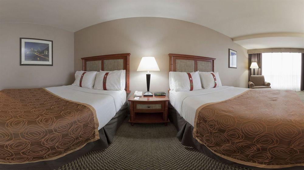 Hotel -town By Ihg Austin