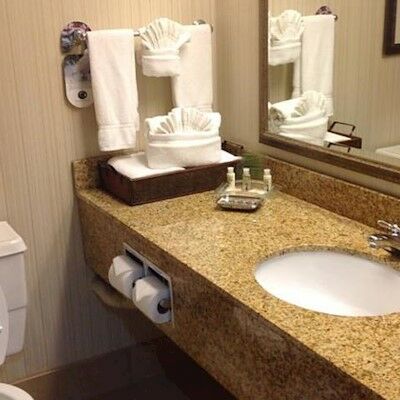 -town By Ihg Hotel Austin