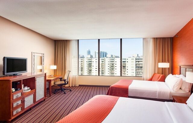 Hotel -town By Ihg Austin