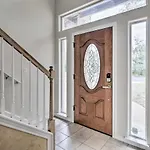 Airy Villa In Austin With Badmintonandvolleyball Court