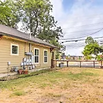 Sun-Lit Studio About 2 Mi To Downtown Austin!
