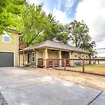 Sun-Lit Studio About 2 Mi To Downtown Austin!