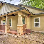 Sun-Lit Studio About 2 Mi To Downtown Austin!