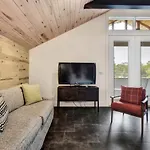 The Soco Studio By Lodgewell - 2 Cute 2 B 4 Gotten