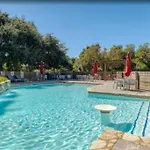 Comfy 2Bd Apt ~ Austin Texas