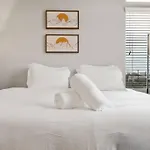 Spacious Lux 2Br 2B Unit In Austin With Pool!