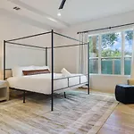 Private Pool Oasis That Is A Spacious Luxe Austin Escape