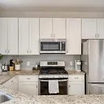 Clyde By Avantstay Great For Longer Stays 12 Min To Downtown