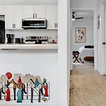 Artist Retreat By Soco - Sleeps 4 - Free Parking