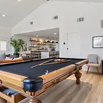 Luxury Austin Getaway Pool Games And Fun For 12