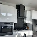 Tailgate Penthouse 2 Blocks From Ut Stadium