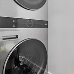 Upstay Newly Renovated Apt Near Soco