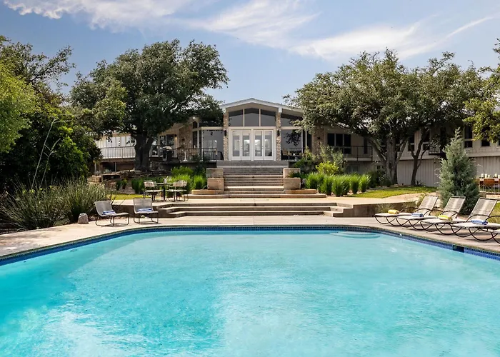 Austin Skyline Views With Private Pool And Hot Tub - Brigadoon!