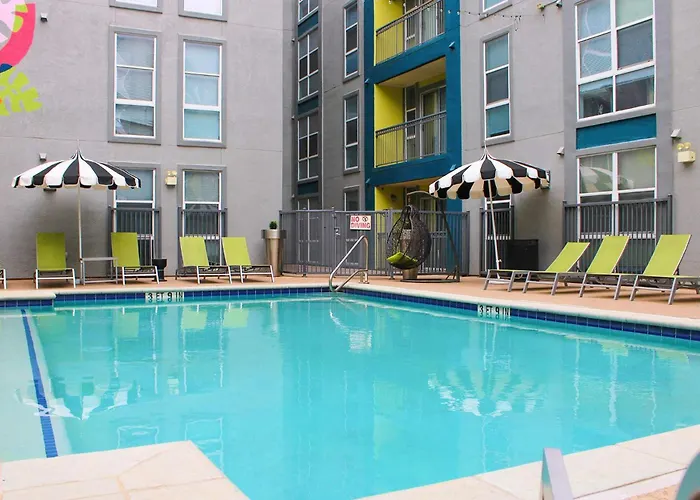 Upstay 4 Bedroom Condo Gym Bbq & Games - Walk To Uoft