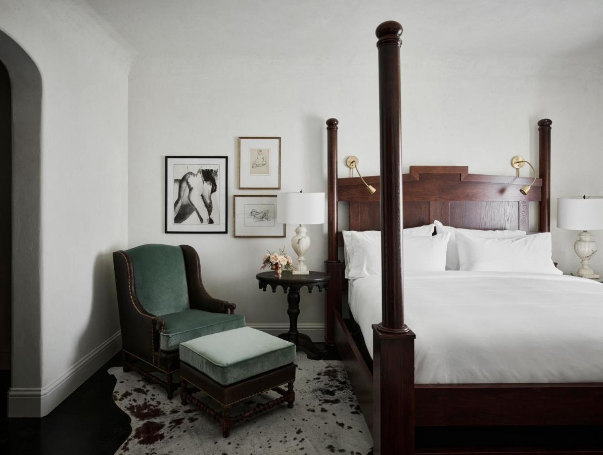 Commodore Perry Estate, Collection Hotel