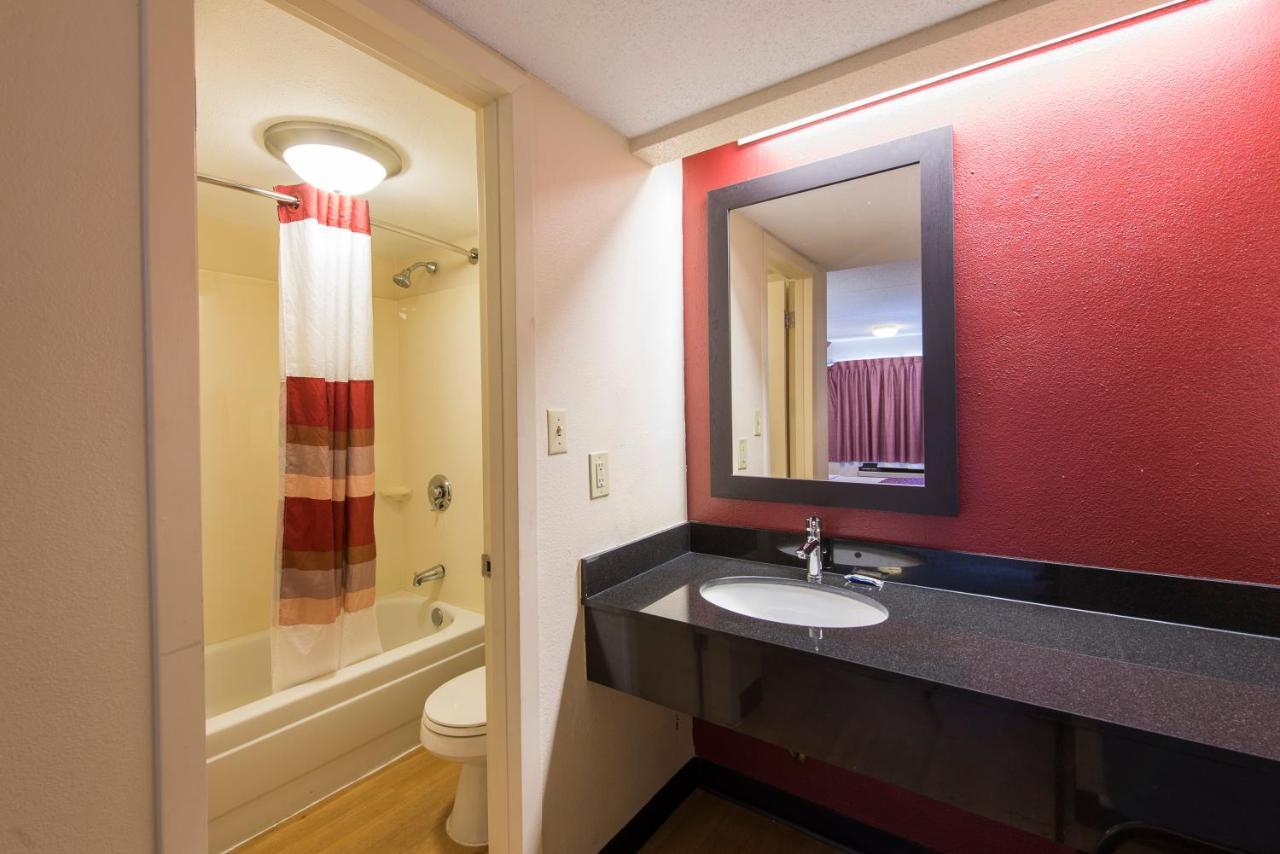 Hotel Red Roof North