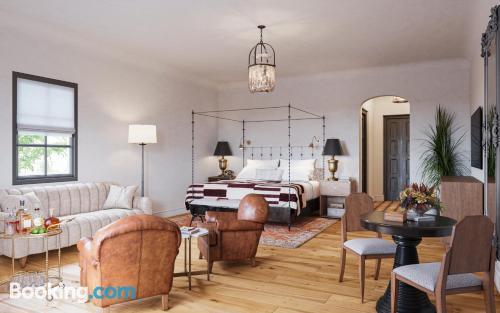 Commodore Perry Estate, Collection Hotel 5*