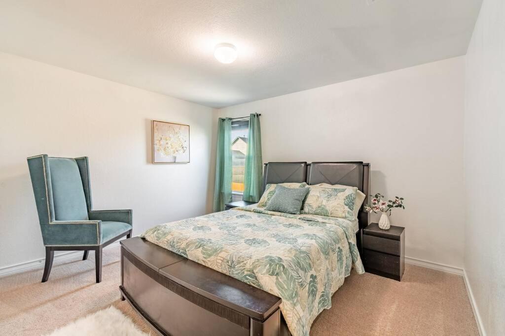 Modern 5 Bedroom With Access To Community Pool Austin
