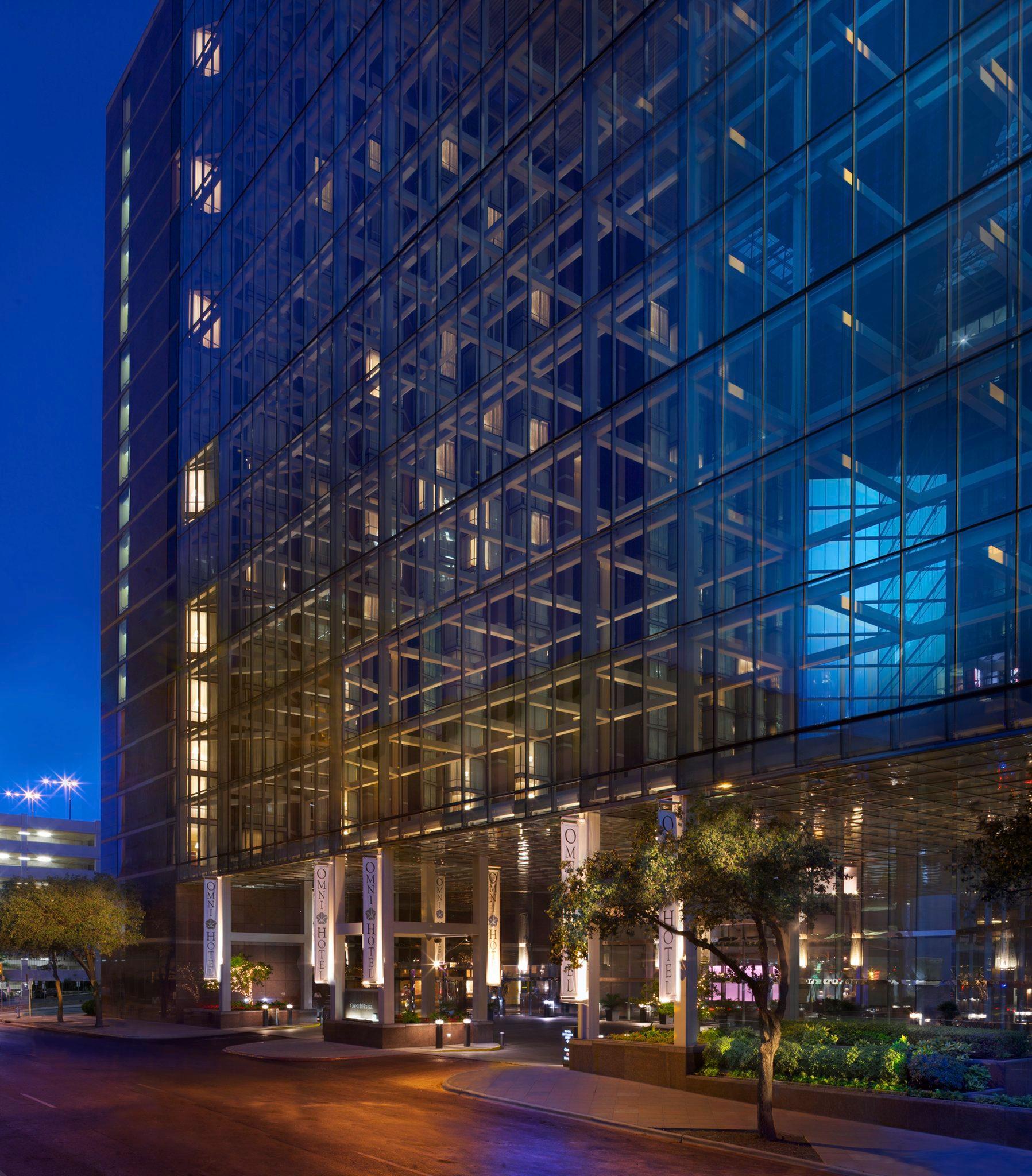 Omni Downtown 4*