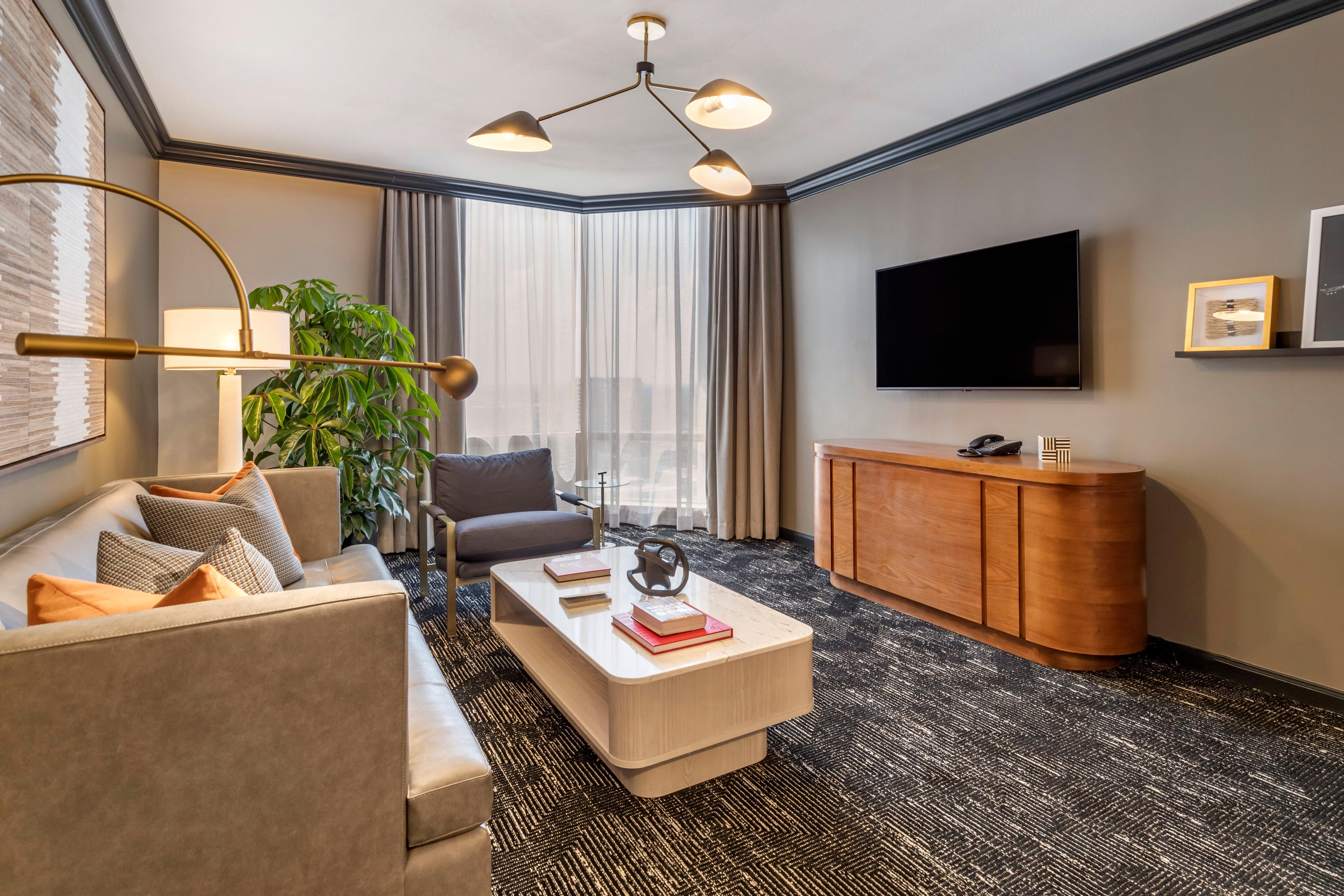 Omni Downtown Hotel