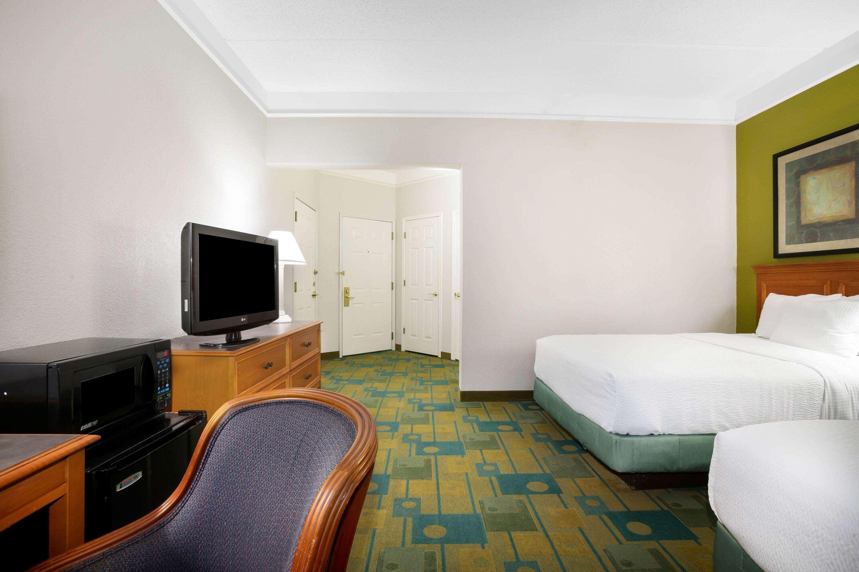 La Quinta By Wyndham Southwest Hotel 3*