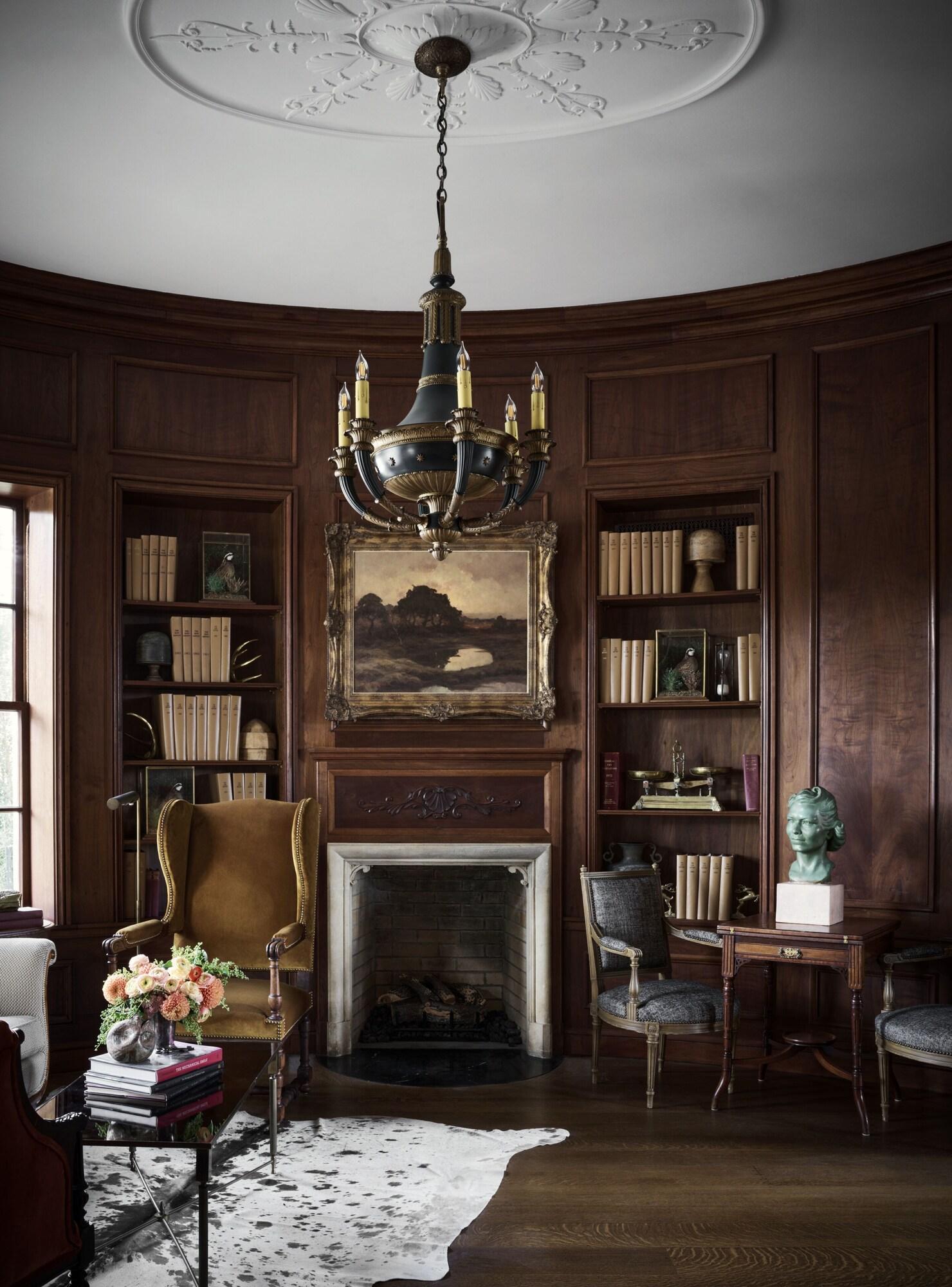 Hotel Commodore Perry Estate, Collection Austin