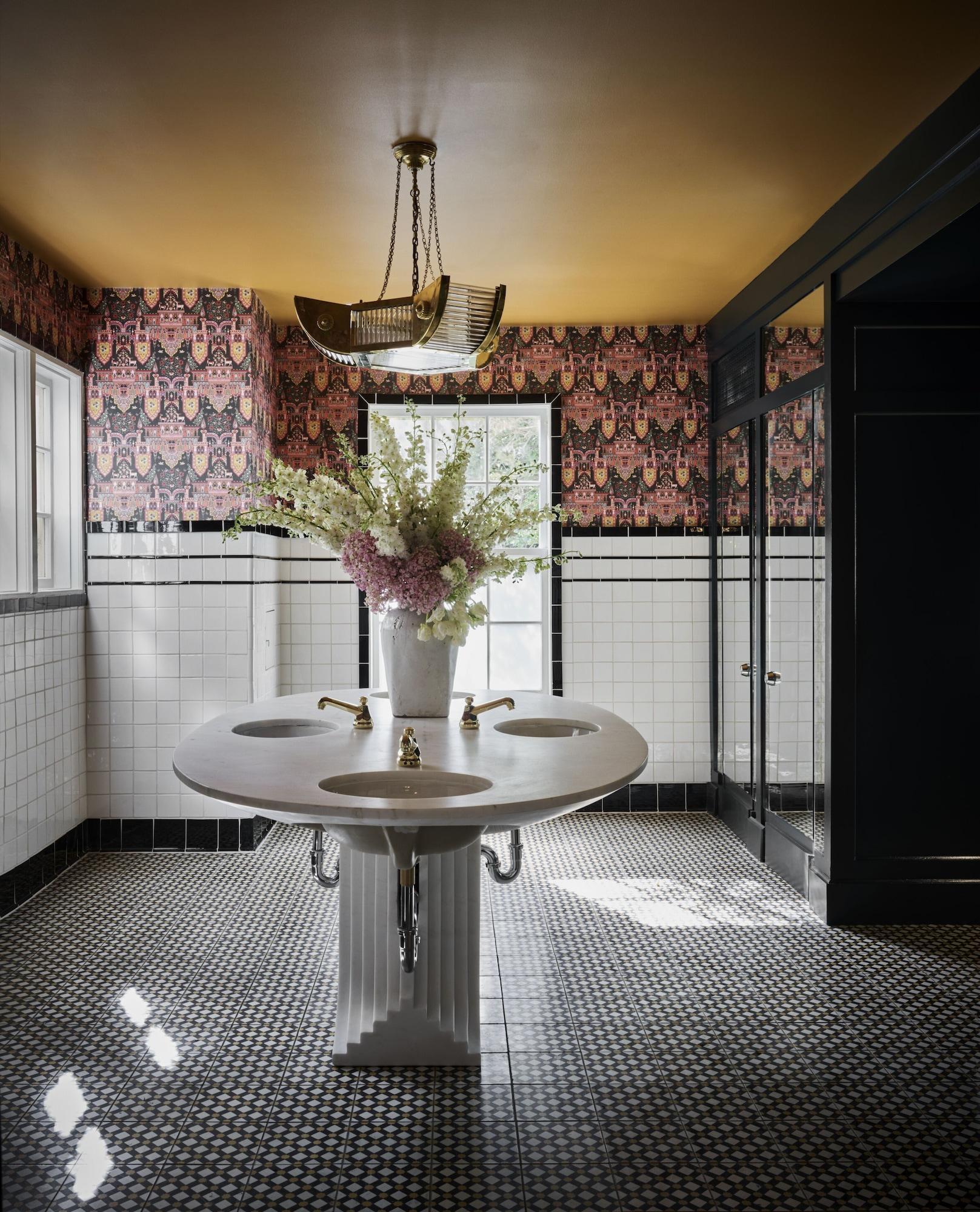Commodore Perry Estate, Collection Hotel 5*