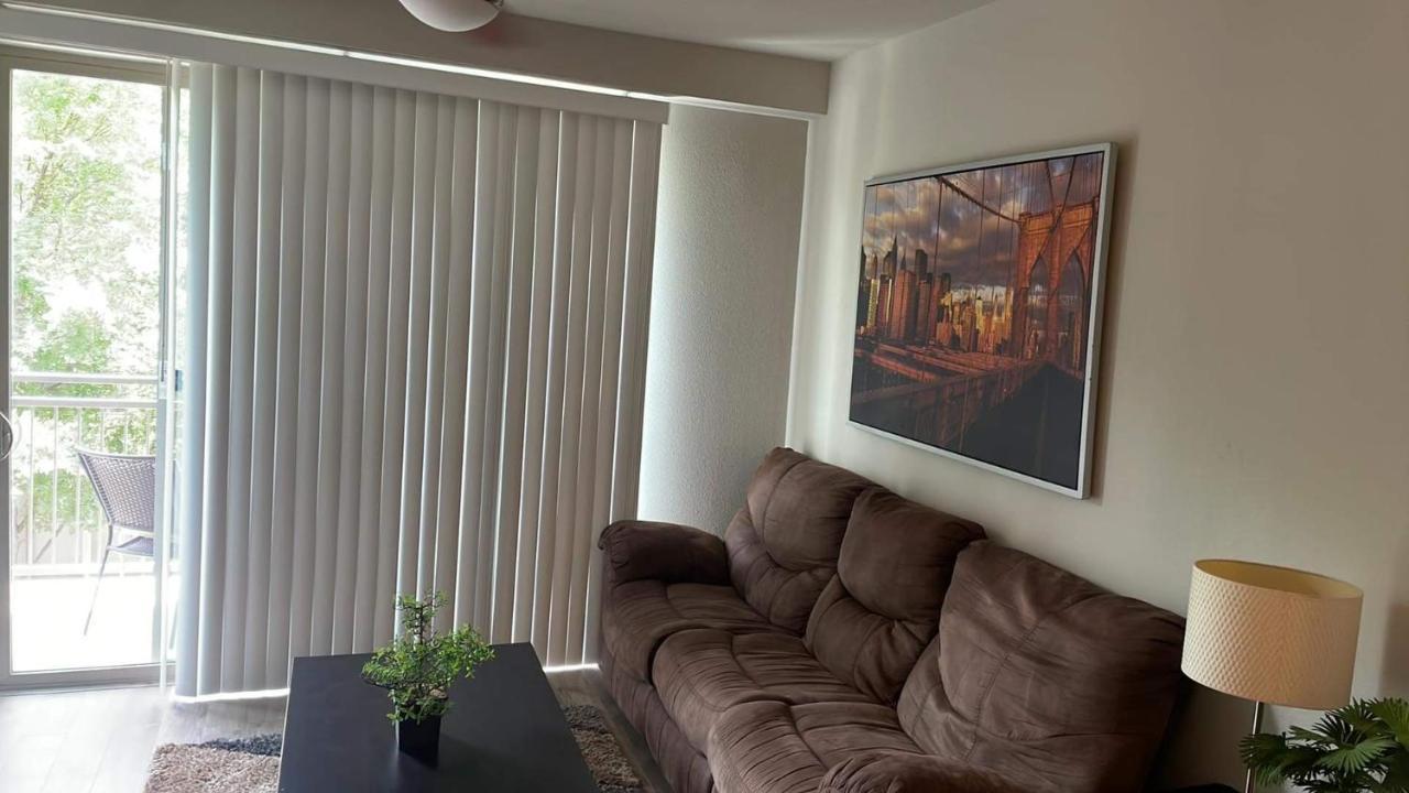 Apartment Perfect Getaway For Work Or Play!